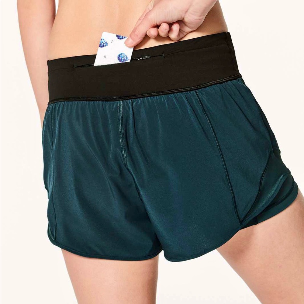 Lululemon Hotty Hot Naked Short 4in - Picture 3 of 7